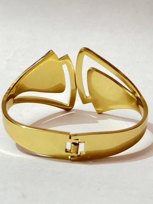 NOORA Cuff – Anti-Tarnish Gold-Tone Bracelet for Women