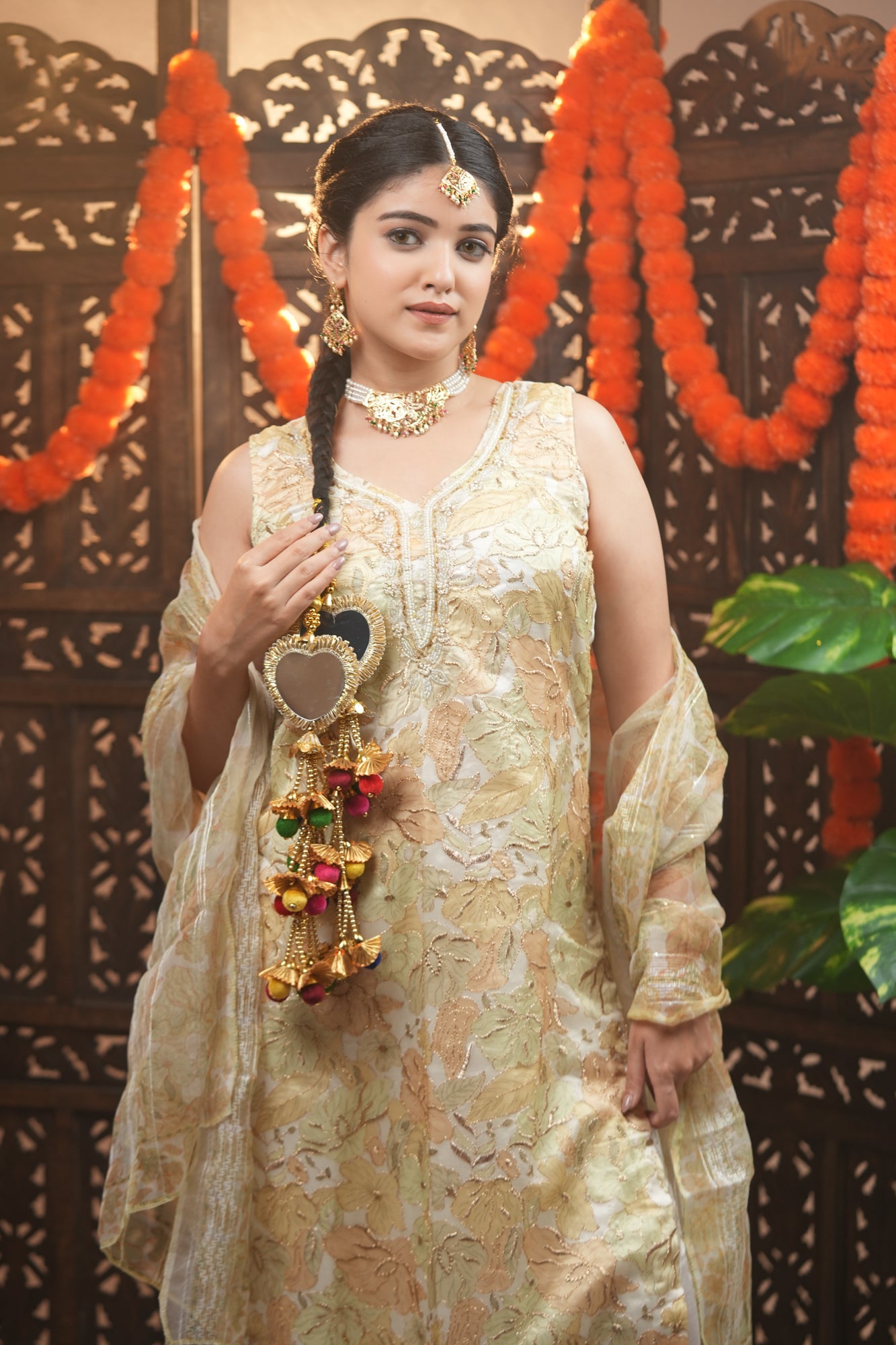 Multi Heart Shape Mirror Pranda