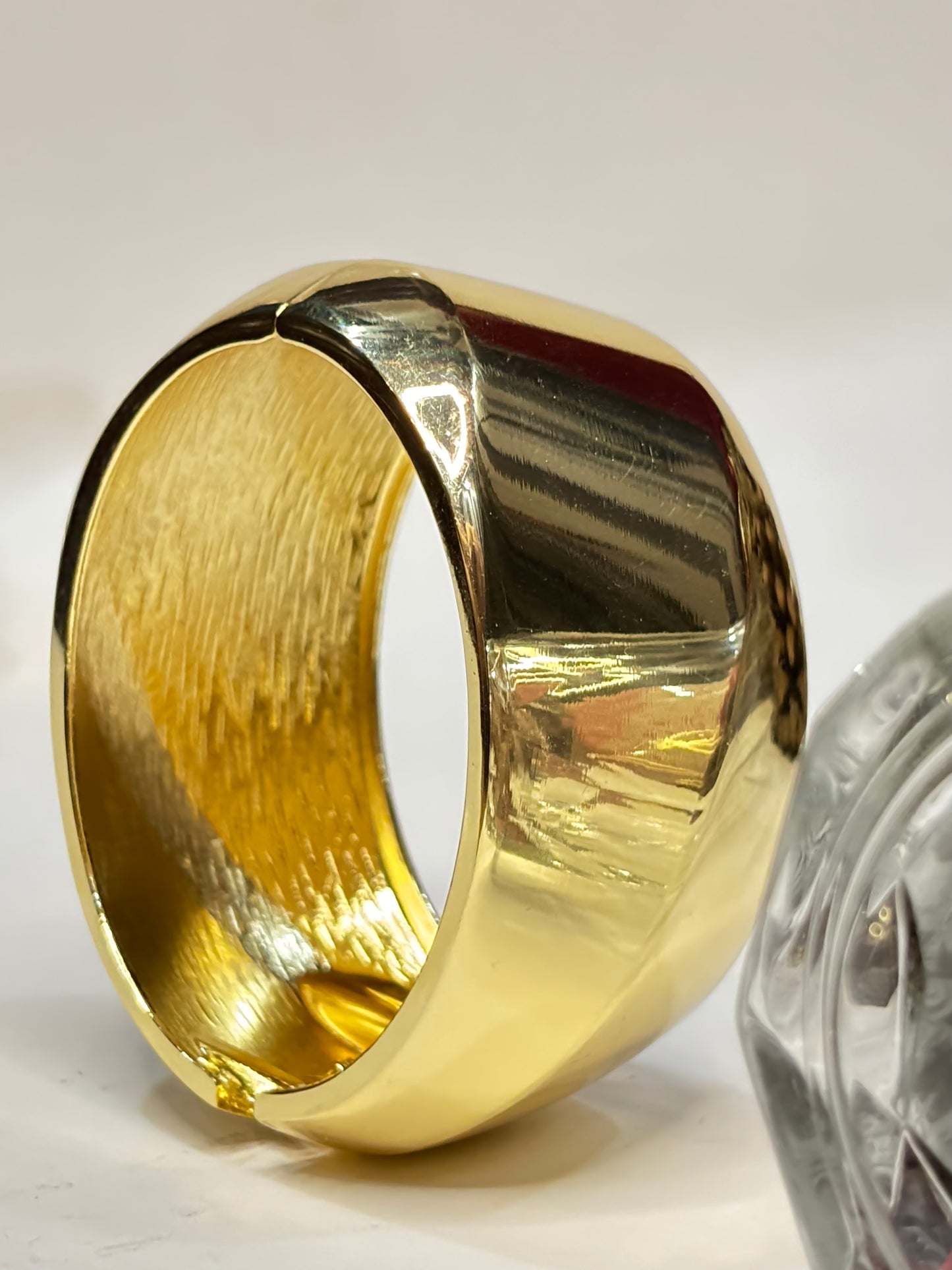 Noora Araz 18K Gold-Plated Kada – Anti-Tarnish | Openable Lock